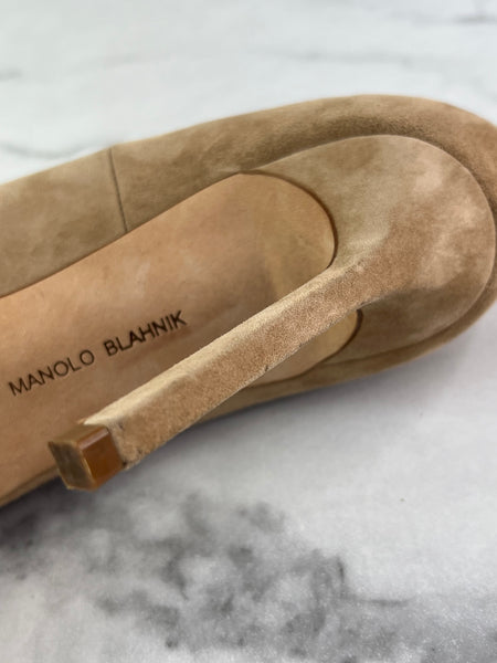 Manolo Blahnik Beige/Brown Bipunta Suede Cap-Toe Pumps Size 36.5