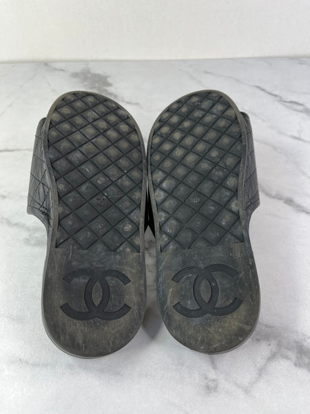 CHANEL Black Quilted Leather Camelia CC Flat Slides Size 36
