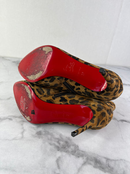 Christian Louboutin‎ Eloise Suede Leopard Print Ankle Booties Size 37
