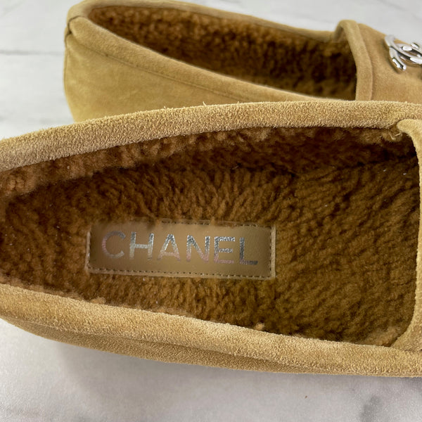 Chanel 24K 2024 Dark Beige Suede Calfskin Shearling Loafers/Moccasins Size 38.5