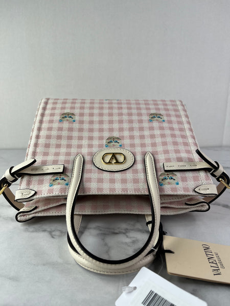 Valentino Pink/Ivory Antibes Small Shopping Crossbody/Shoulder Bag In Vichy Le Chat De La Maison Canvas