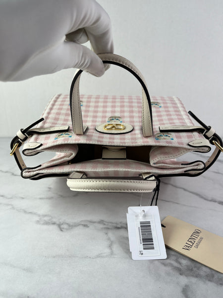 Valentino Pink/Ivory Antibes Small Shopping Crossbody/Shoulder Bag In Vichy Le Chat De La Maison Canvas