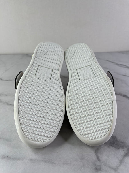 LOUIS VUITTON Women’s White Calfskin Monogram Striped Frontrow Sneakers Size 35.5 (fits US 6.5-7)