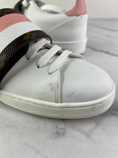 LOUIS VUITTON Women’s White Calfskin Monogram Striped Frontrow Sneakers Size 35.5 (fits US 6.5-7)