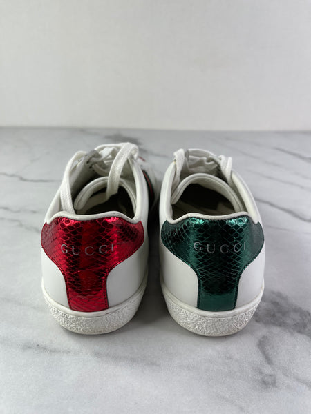 GUCCI Women’s White Calfskin Web Heart Embroidered Womens Ace Sneakers Size 35 (fits US 6)