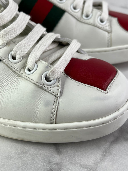 GUCCI Women’s White Calfskin Web Heart Embroidered Womens Ace Sneakers Size 35 (fits US 6)