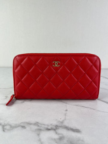 CHANEL Red Caviar Long Zipped Wallet
