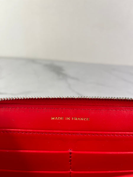 CHANEL Red Caviar Long Zipped Wallet