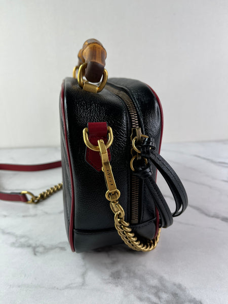 GUCCI Black/Romantic Cherry Red Calfskin Matelasse Diagonal Small Torchon GG Marmont Bamboo Top Handle Shoulder/Crossbody Bag