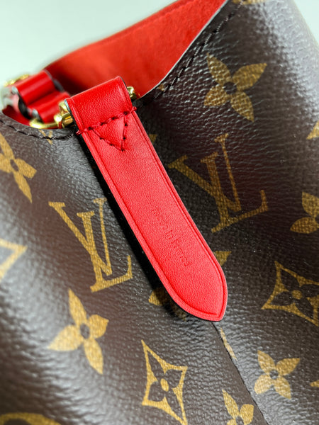LOUIS VUITTON NéoNoé MM Monogram Red Crossbody/Shoulder Bag