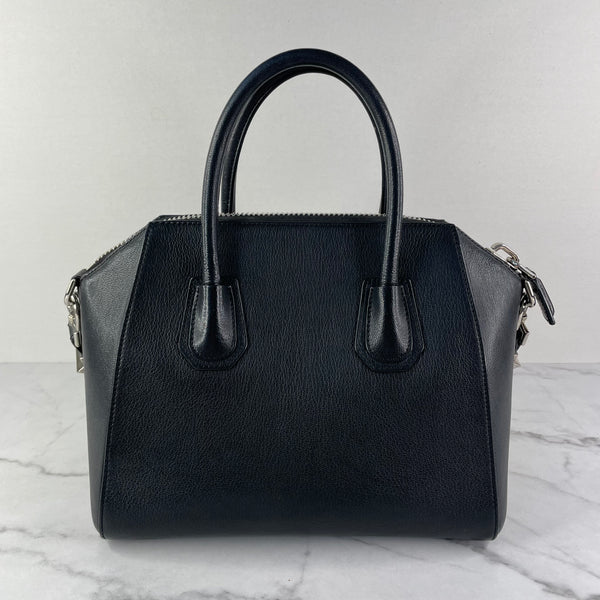 GIVENCHY Black Grained Leather Small Antigona Shoulder Bag