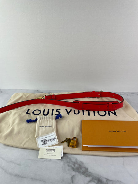 LOUIS VUITTON Monogram Keepall Bandoulière 50 Coquelicot Red