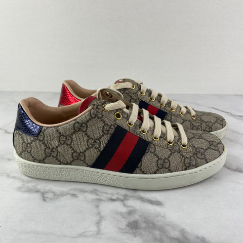 GUCCI Ladies Ace GG Supreme Canvas Sneakers Size 36