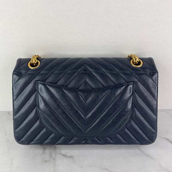 CHANEL Navy Blue Chevron Quilted 2.55 Reissue 225 Flap Crossbody/Shoulder Bag