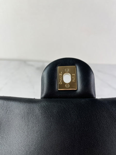 CHANEL Black Lambskin Quilted Mini Rectangular Pearl Crush Flap Crossbody/Shoulder Bag