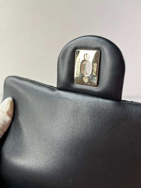 CHANEL Black Lambskin Quilted Mini Rectangular Pearl Crush Flap Crossbody/Shoulder Bag