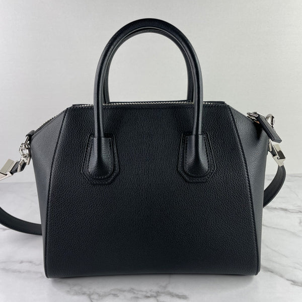 GIVENCHY Black Grained Leather Small Antigona Shoulder Bag