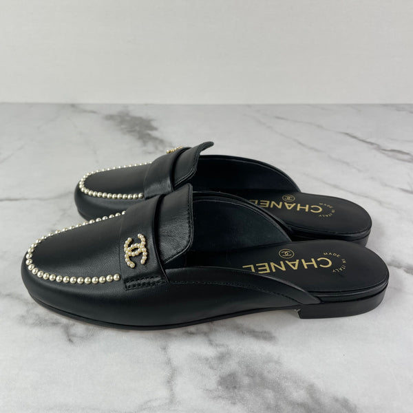 CHANEL Black Lambskin Pearl CC Mules Size 36