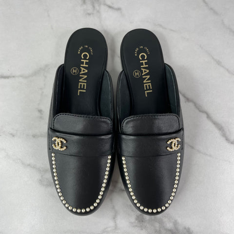 CHANEL Black Lambskin Pearl CC Mules Size 36