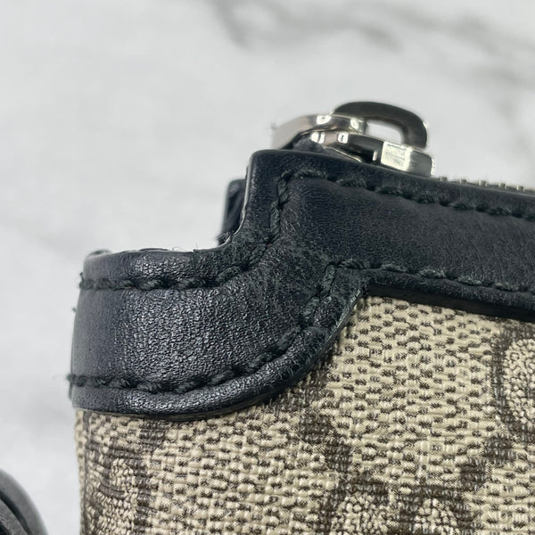 GUCCI Unisex Black GG Supreme Monogram Web Messenger Crossbody/Shoulder Bag