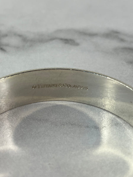 TIFFANY & CO. Sterling Silver Beaded Edge Milgrain Bangle Bracelet