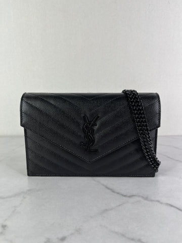 SAINT LAURENT BLACK GRAIN DE POUDRE LEATHER CASSANDRE ENVELOPE CHAIN WALLET Crossbody/Shoulder Bag