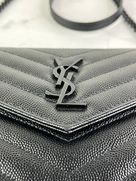 SAINT LAURENT BLACK GRAIN DE POUDRE LEATHER CASSANDRE ENVELOPE CHAIN WALLET Crossbody/Shoulder Bag