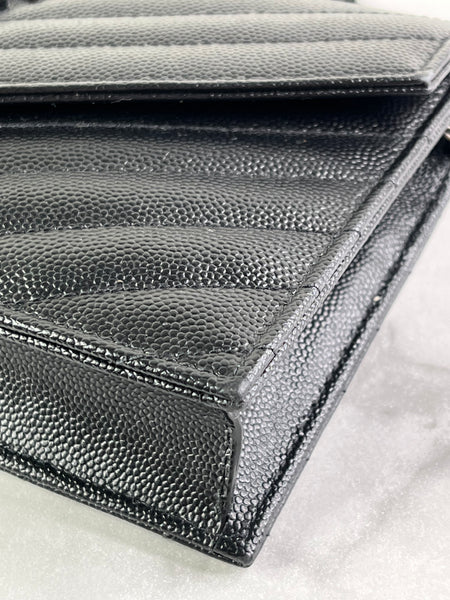 SAINT LAURENT BLACK GRAIN DE POUDRE LEATHER CASSANDRE ENVELOPE CHAIN WALLET Crossbody/Shoulder Bag