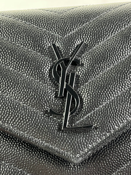 SAINT LAURENT BLACK GRAIN DE POUDRE LEATHER CASSANDRE ENVELOPE CHAIN WALLET Crossbody/Shoulder Bag