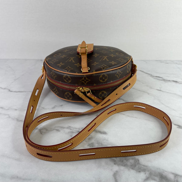 LOUIS VUITTON Monogram Boite Chapeau Souple MM Crossbody/Shoulder Bag