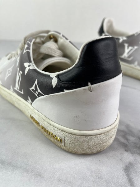 LOUIS VUITTON Frontrow Monogram White/Black Sneakers Size 35