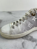 LOUIS VUITTON Frontrow Monogram White/Black Sneakers Size 35