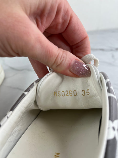 LOUIS VUITTON Frontrow Monogram White/Black Sneakers Size 35