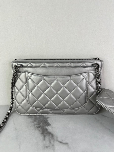 CHANEL Multi Pochette Metallic Silver Quilted Lambskin clutch/wallet/crossbody/shoulder bag