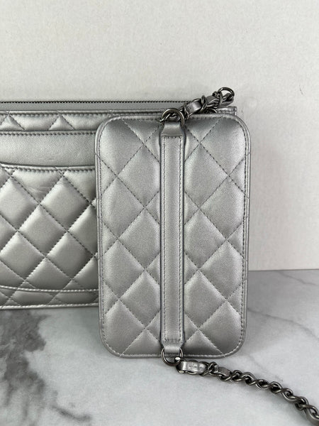 CHANEL Multi Pochette Metallic Silver Quilted Lambskin clutch/wallet/crossbody/shoulder bag