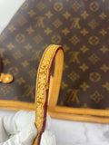 LOUIS VUITTON Monogram Neverfull MM Tote Bag