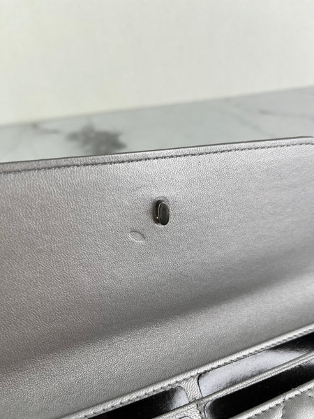 CHANEL Multi Pochette Metallic Silver Quilted Lambskin clutch/wallet/crossbody/shoulder bag