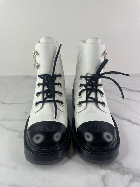 CHANEL White/Black Quilted Lace Up Combat Boots Size 37.5