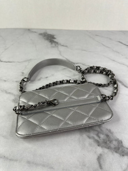 CHANEL Multi Pochette Metallic Silver Quilted Lambskin clutch/wallet/crossbody/shoulder bag