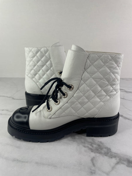 CHANEL White/Black Quilted Lace Up Combat Boots Size 37.5
