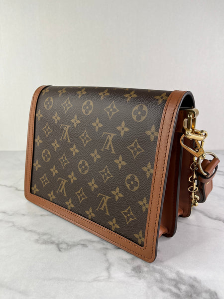 LOUIS VUITTON Monogram Reverse Dauphine MM