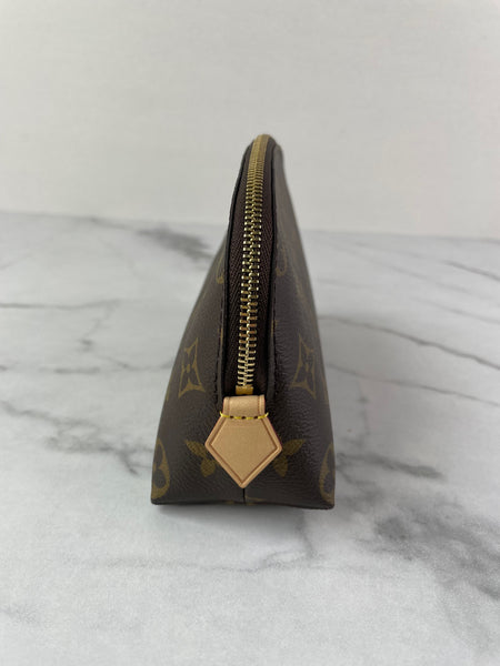 LOUIS VUITTON Monogram Cosmetic Pouch