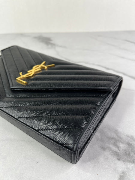 SAINT LAURENT Black CLASSIC CASSANDRE CHAIN WALLET IN GRAIN DE POUDRE LEATHER