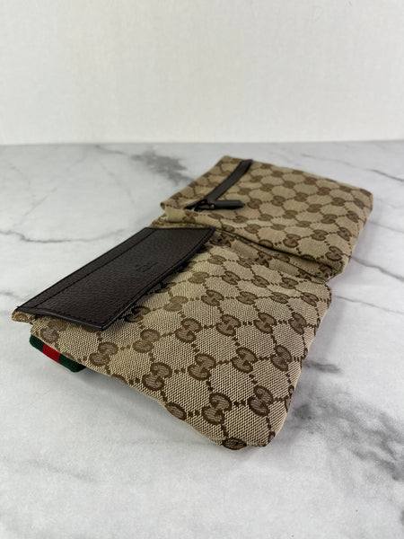 GUCCI Monogram Classic Canvas Belt Bag