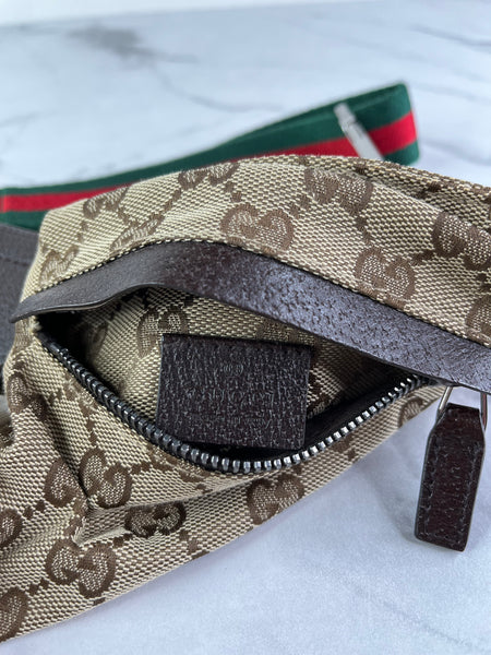 GUCCI Monogram Classic Canvas Belt Bag