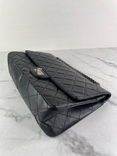 CHANEL Black Aged Calfskin Quilted 2.55 Reissue 226 Flap Bag
