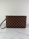 LOUIS VUITTON Damier Ebene Wristlet/Clutch