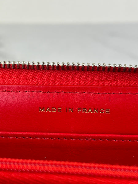 CHANEL Red Caviar Long Zipped Wallet