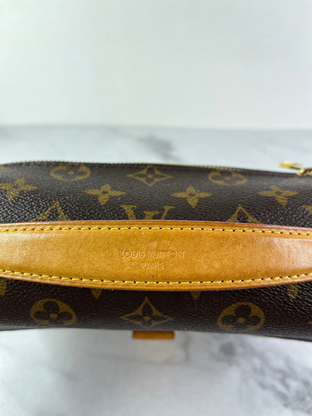 LOUIS VUITTON Pochette Métis Monogram Canvas Crossbody/Shoulder Bag