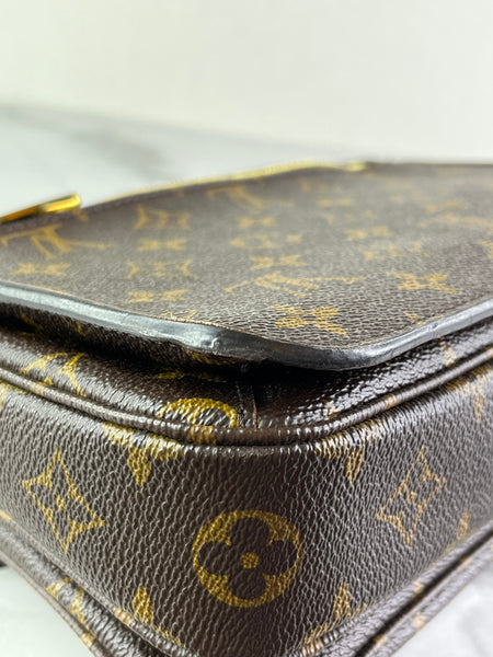 LOUIS VUITTON Pochette Métis Monogram Canvas Crossbody/Shoulder Bag